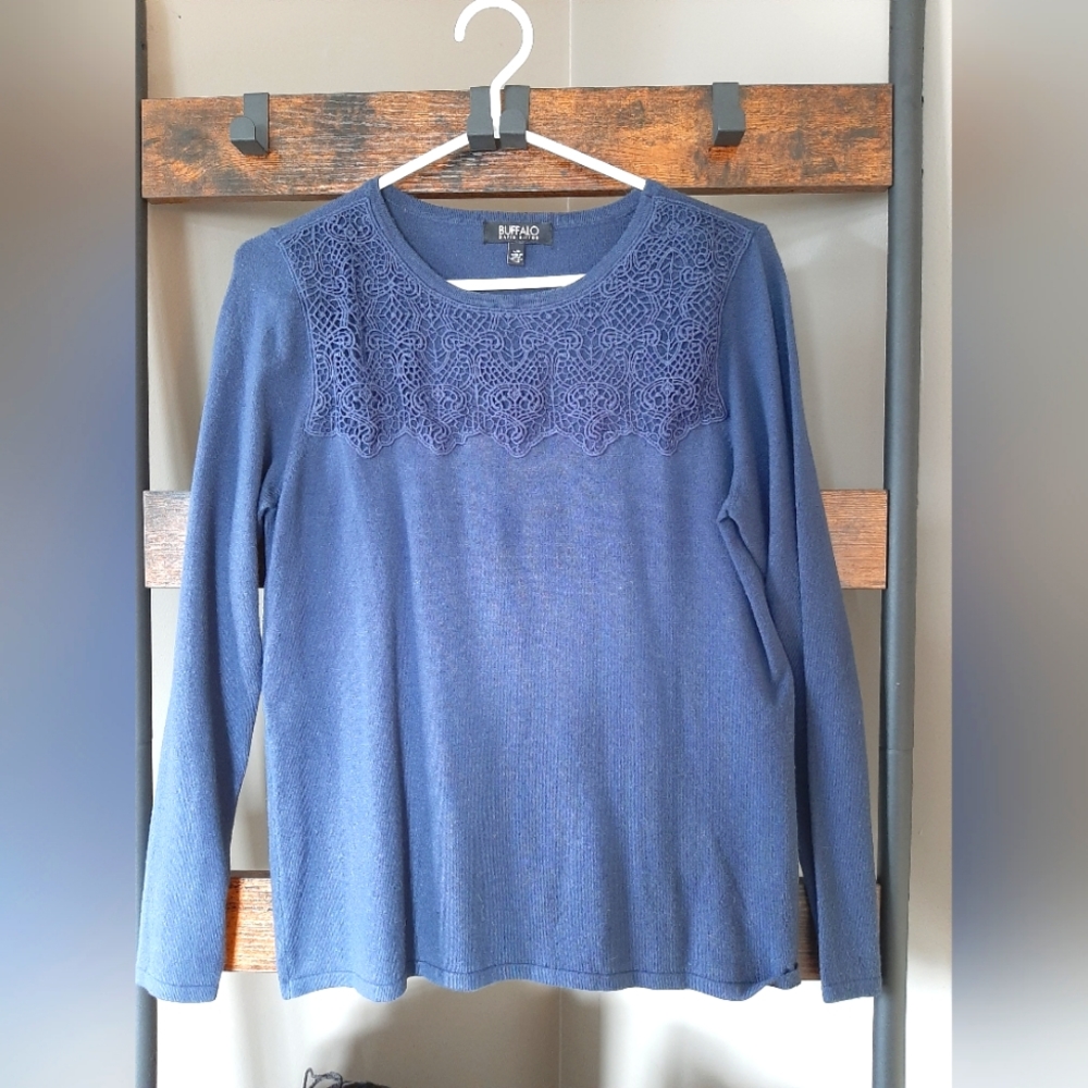 Buffalo David Britton pullover Sweater Fits like a Medium